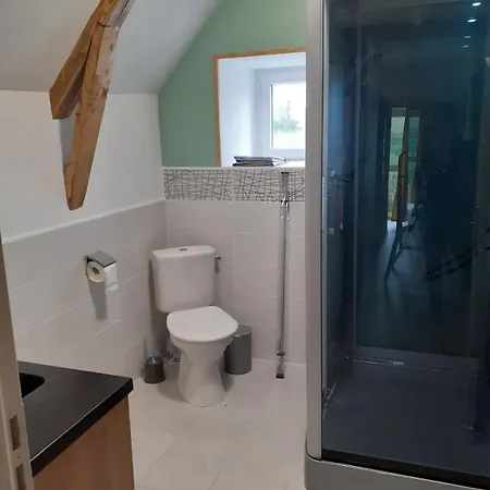 Chez Le Bessou Holiday home Labessette
